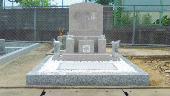 洋型墓石　桜御影石G663