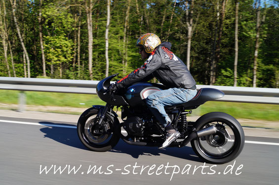 BMW R nineT Halbschale Fahrfotos Mario