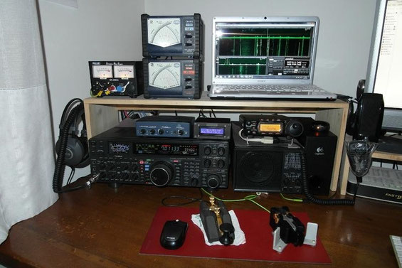 Shack di IW2MXE nel 2011