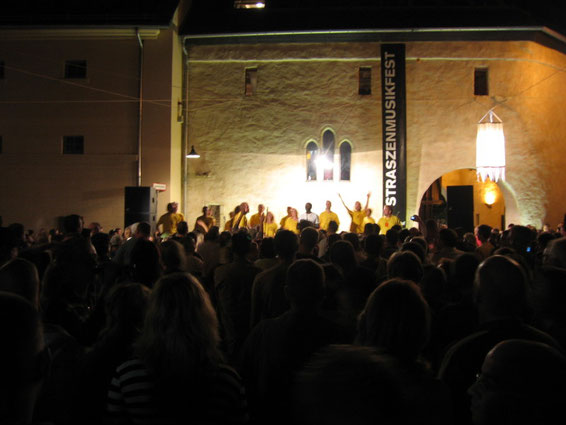 GRAUER HOF - 17. STRASZENMUSIK- UND TROMMLERFEST SACHSEN ANHALT