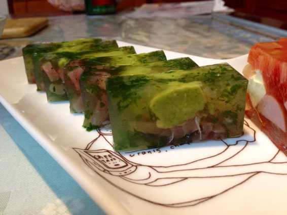 Mさん作:アボカド、まぐろ、茗荷、大葉、山葵醤油風味で。昆布だしベース。