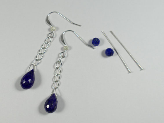 Matériel du modèle complémentaire des boucles d'oreilles avec lapis lazuli d'Afghanistan