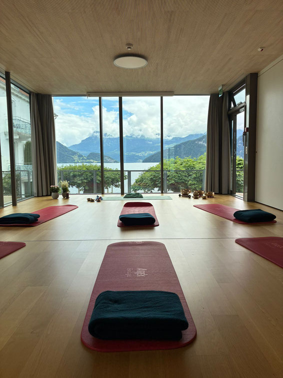 Klangmassage nach Peter Hess bei Hatha Yoga in Wettingen / Baden