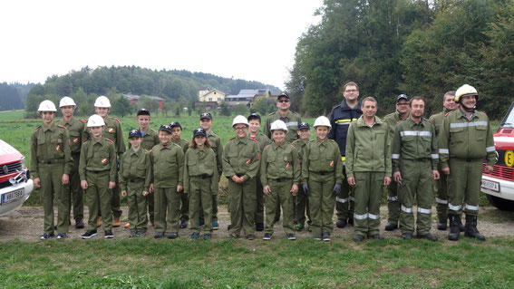 Jugendlöschübung in Weiterschwang mit der FF Baumgarting