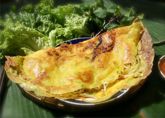 Bánh xèo tôm thịt ベトナム風お好み焼き エビ、豚肉入り