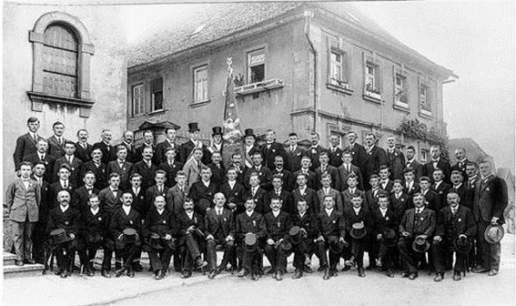 Vereinsfahne zum 10-jährigen Jubiläum - 1924