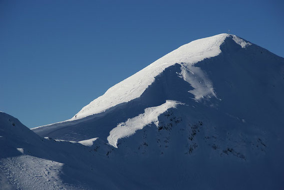 Der Blick von der Windschaufel zum Hochwipfel