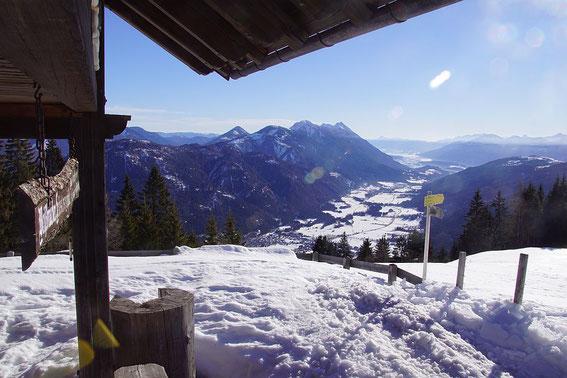 Blick von der Weißbriacher Hütte nach Osten ins Gitschtal