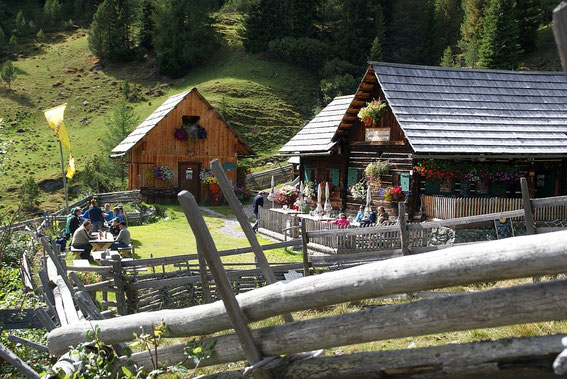 Abmarsch bei der Priesshütte