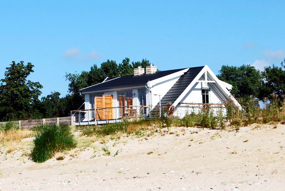 Strandhaus-Fehmarn I, vom Strand