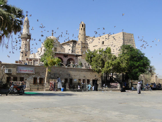 Abul-Haggag Mosque built into one of the corners of Luxor Temple