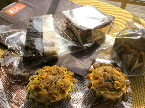 甘口と辛口の2種類を販売。使っている乾物は、ほうれんそう、にんじん、ひじき。