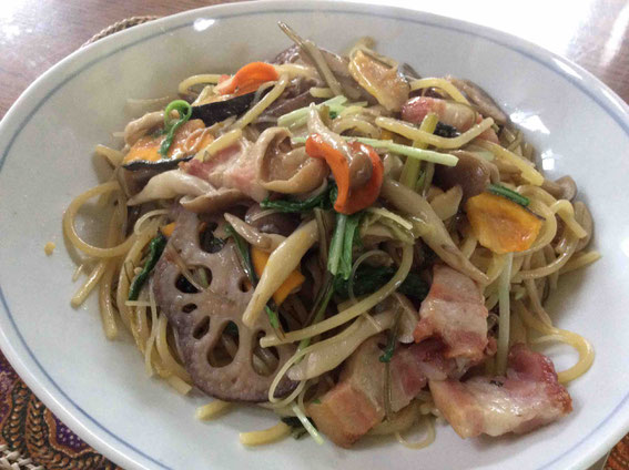 ベーコンといろいろ干し野菜の簡単スピードパスタ