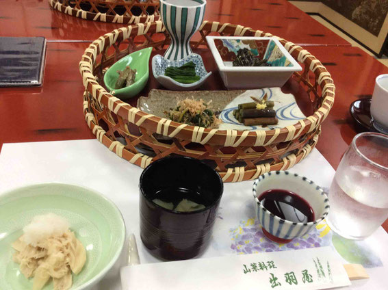 山菜たっぷりのランチ!