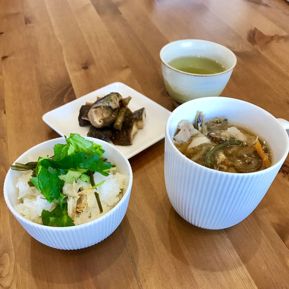 試食メニューでお昼ご飯