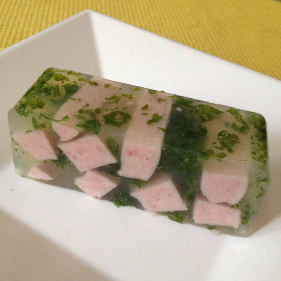 ブルゴーニュの郷土料理ジャンボンペルシエを寒天でアレンジ