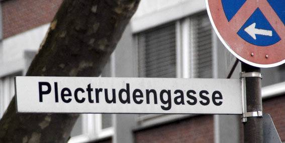 Kölner Straßenschild Plectrudengasse