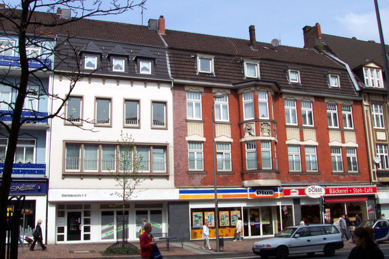 Häuser Osterfelder Straße 1-3 vor der Renovierung.