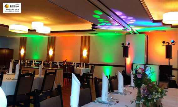 Suche Hochzeit DJ in Quakenbrück, Werlte, Diepholz, Vechta, Lohne, Lingen, Löningen, Cloppenburg, Oldenburg, Bremen und Friesoythe für Party Musik für unsere Firmen Feier.