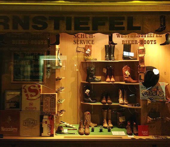 Shoemaker´s Workshop. 1060 Vienna, Gumpendorfer Strasse 92. Photos: Martin Frey