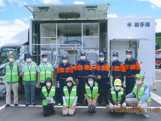 萩荘第３民区　自主防災会による防災訓練での集合写真 (令和４年７月)