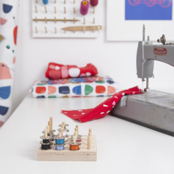 Thread and bobbin storage Thread storage boards and cotton reel holder