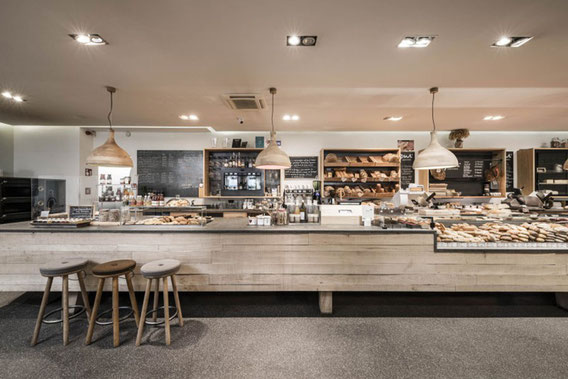 Innenansicht vom Pur Südtirol Genussmarkt & Bistro in Bruneck