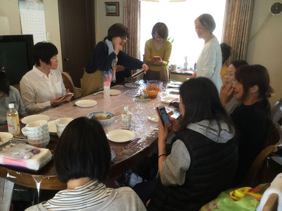 2回目の試食のときもこんな風に和気藹々になるといいな〜。試験頑張りましょう!