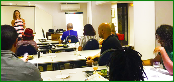 Toastmasters Nice Listening and Evaluating a Speaker