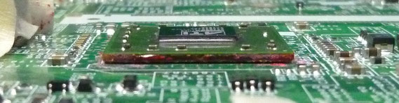 アンダーフィル除去後　GPU