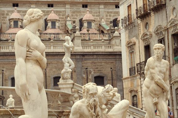 Piazza Pretoria Palermo