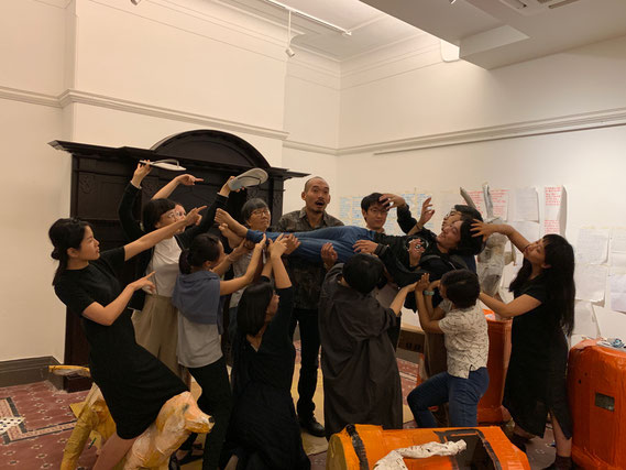 「我愛你TOO VERY MUCH!!」 パフォーマンス、小説、インスタレーション 制作:2019年 展示:V54(香港)