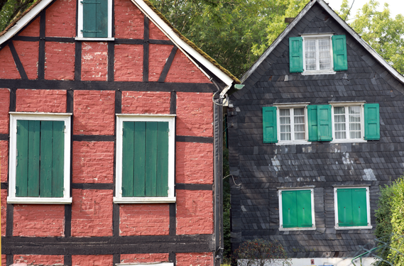 Rotes und Schwarzes Haus in Solingen