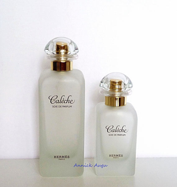 CALECHE - SOIE DE PARFUM : LES PREMIERS FLACONS VAPORISATEURS POUR CALECHE : CONTENANCE 100 & 50 ML - EN VERRE DEPOLI