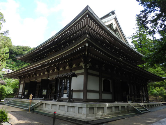 円覚寺仏殿
