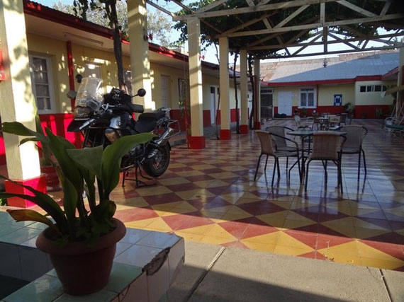 Das erste "Hotel" in Ovalle, der Innenhof =Patio