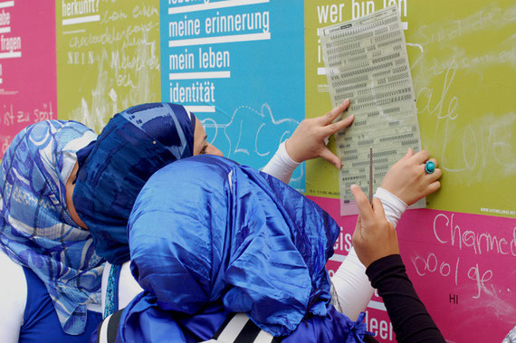 Schulaktion, DAS SCHULSCHIFF Bertha von Suttner im Cafe Melange