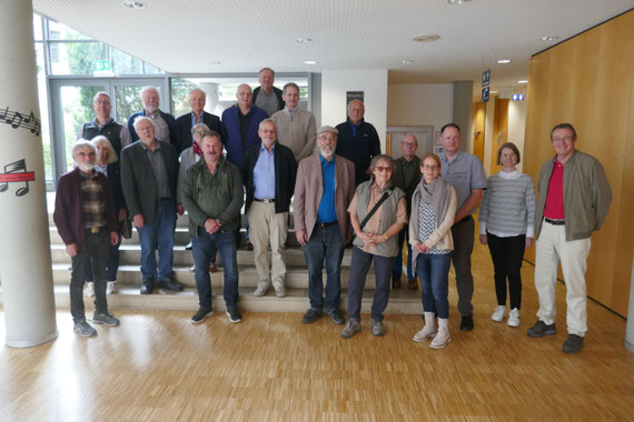 Den historischen Grenzsteinen verpflichtet ...              (Foto: Bernhard Heckmann)