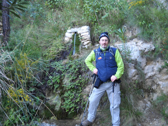 FONT DEL GARROFER EN LA DROVA