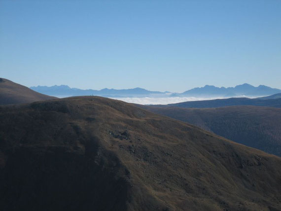 Der Blick ins Tal war ein einziger Genuss! Hier im Hintergrund die Julischen Alpen mit Wischberg und Montasch