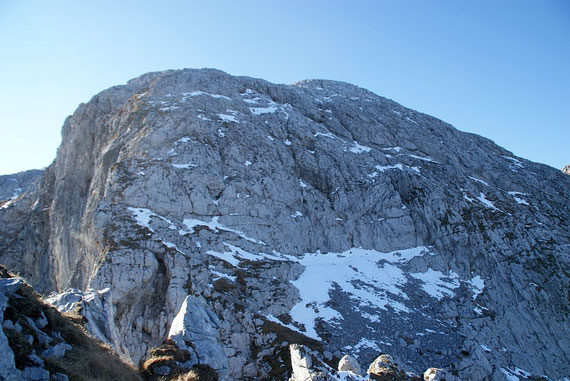 Der Rosskofel, durch diese Felswand führt der Klettersteig Contin