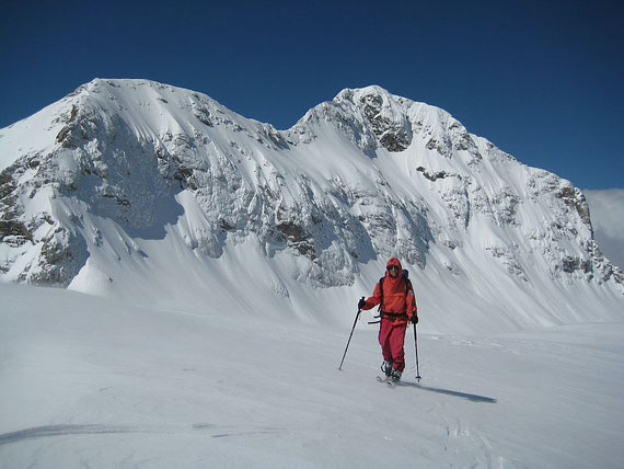 Am Gipfel der Kredarica, der Triglav bildet einfach eine herrliche Kulisse