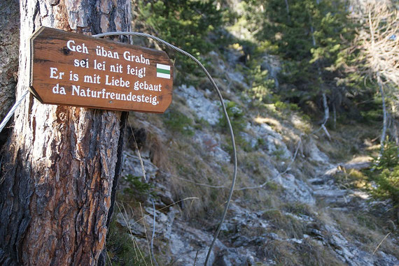 Beim Abstieg am Naturfreundesteig