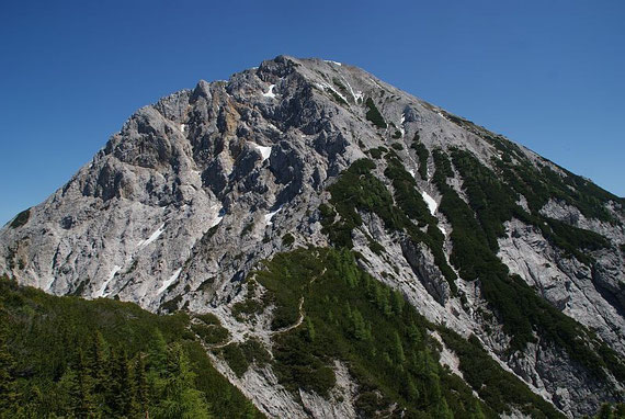 Der Mittagskogel kommt ins Blickfeld