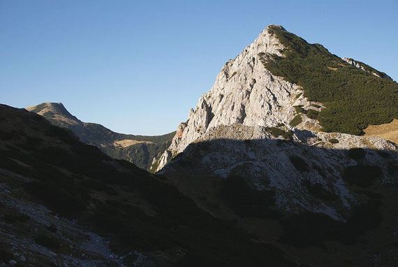 Die Bielschitza mit dem Bielschitzasattel (versteckt links der Kosiak)