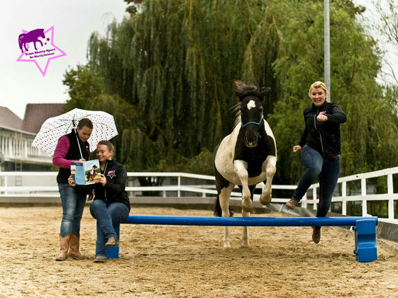 Team Shetty-Sport, Kleine Reiter ganz groß, Ponys ganz groß