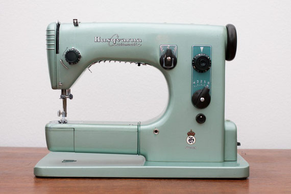 Husqvarna Viking  Automatic     Type 21 E