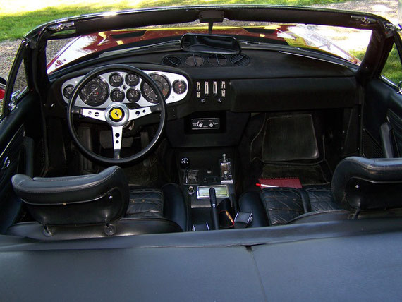 Ferrari 365 GTS-4 Daytona Spyder