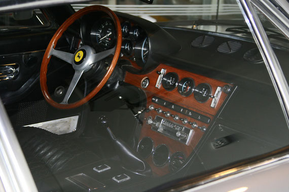 Ferrari 365 GT 2+2 - by Alidarnic
