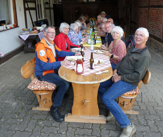Abschluss in "Hermanns Scheune" / Fotos: HGV Wulften